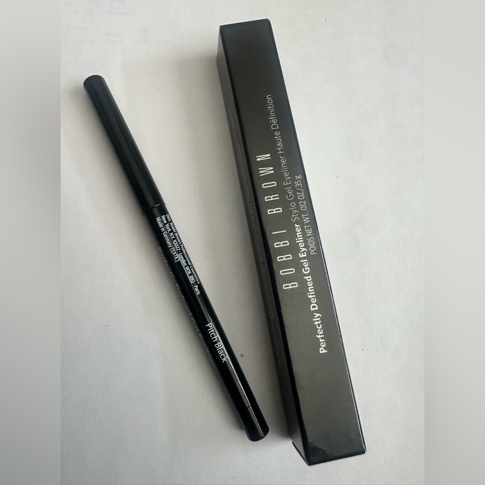 Bobbi Brown perfectly defined gel eyeliner